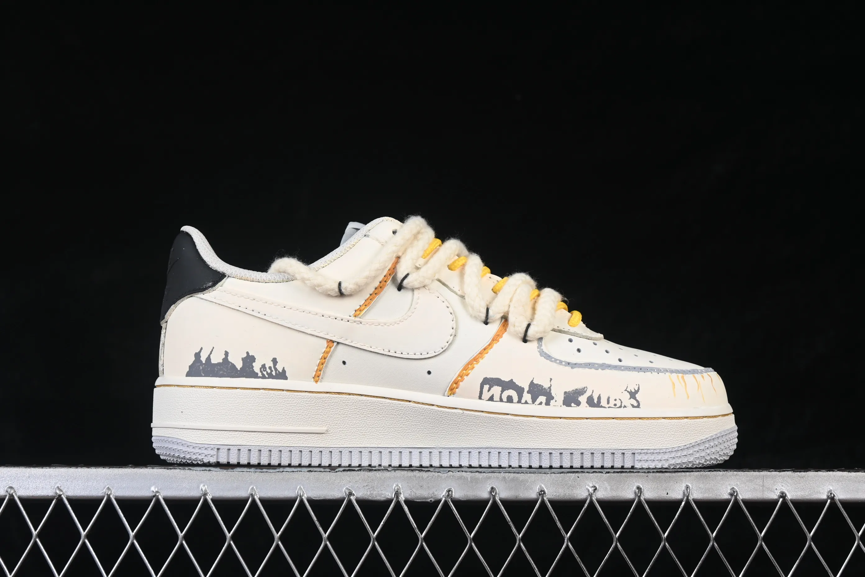 All categories Nk Air Force 1 Air Force series Nk Air Force 1 Low Air Force low-top Nike Air Force 1'07 Low "Graffiti White Paper" Hand-painted graffiti Graffiti White Paper Air Force low-top casual sneakers DB3301-101